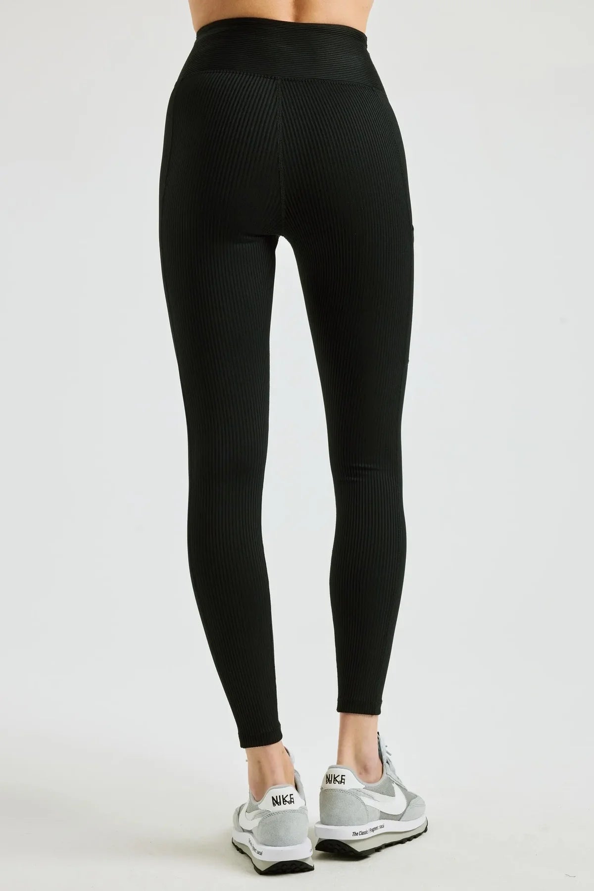 Ribbed Pocket Legging - Black